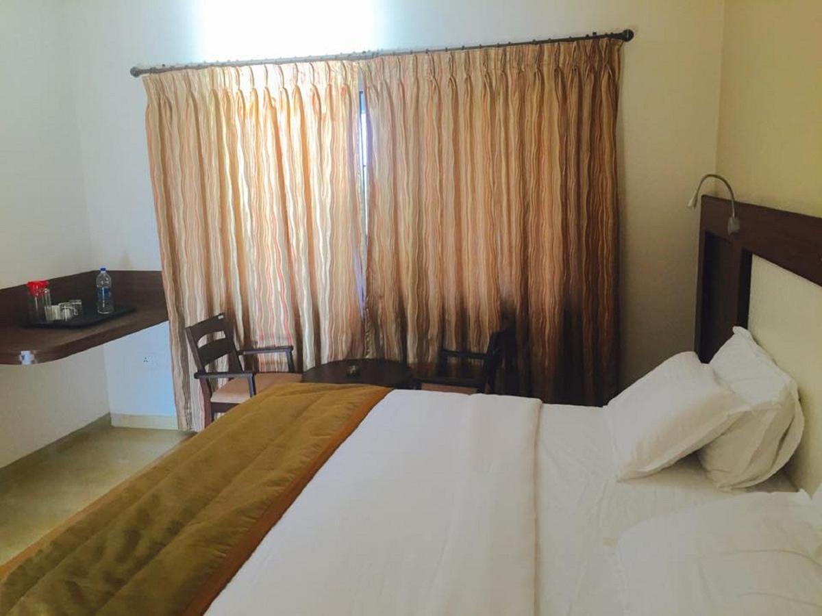 Silverline Retreat Hotel 科利希尔斯 外观 照片